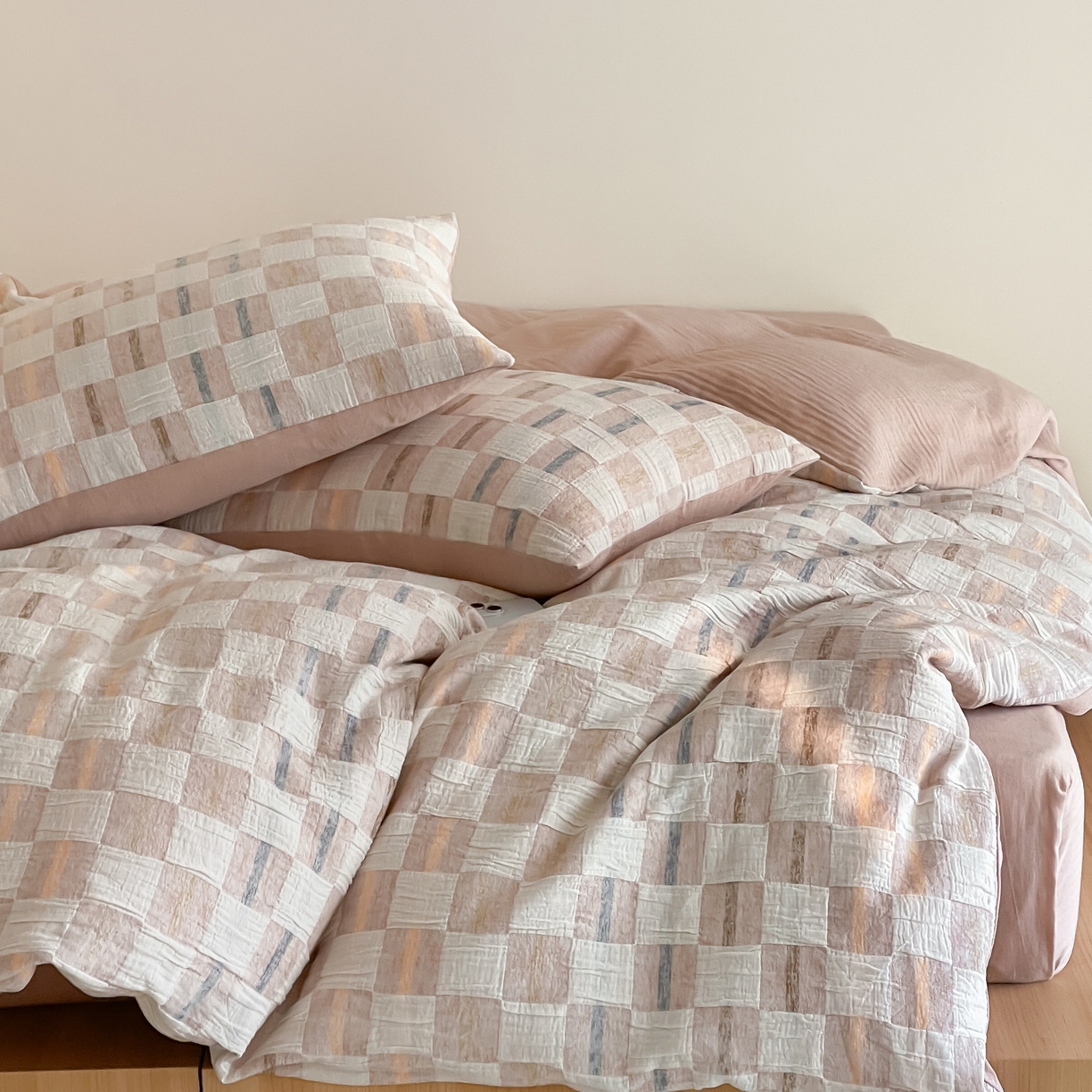 91家纺网 家纺一手货源 找家纺 （总）云上 2025新款三层纱全棉纯棉色织大提花曲奇格子四件套