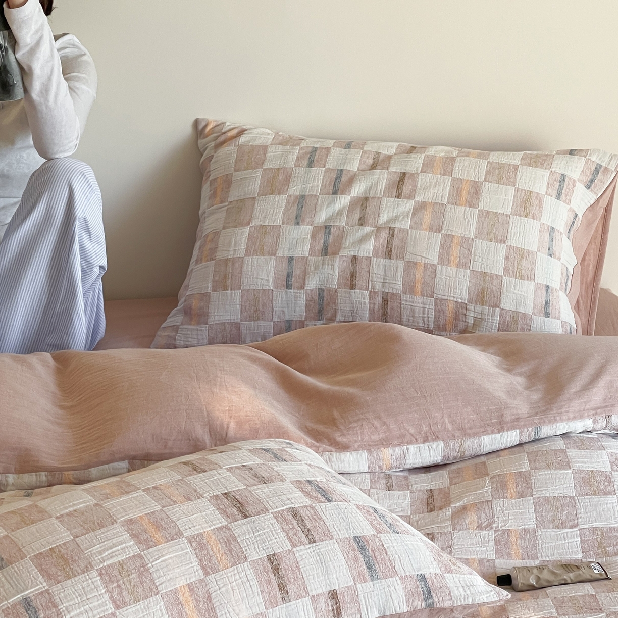 91家纺网 家纺一手货源 找家纺 （总）云上 2025新款三层纱全棉纯棉色织大提花曲奇格子四件套