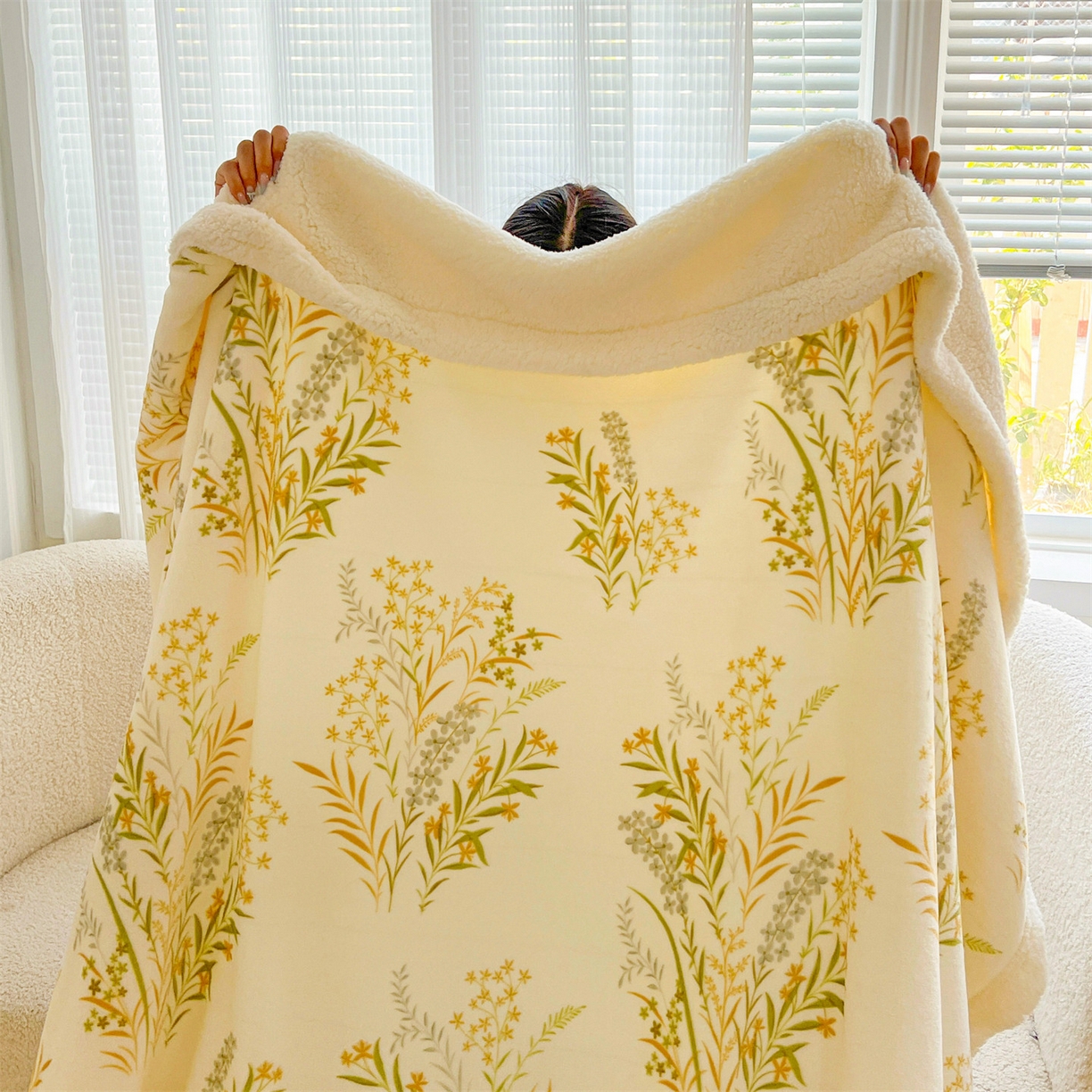 91家纺网 家纺一手货源 找家纺 名兮 2025新款秋冬高克重牛奶绒羊羔绒多功能盖毯 毛毯-仙草