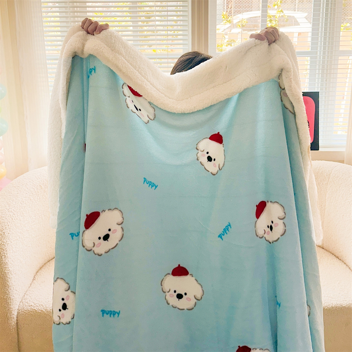 91家纺网 家纺一手货源 找家纺 名兮 2025新款秋冬高克重牛奶绒羊羔绒多功能盖毯 毛毯-小红帽