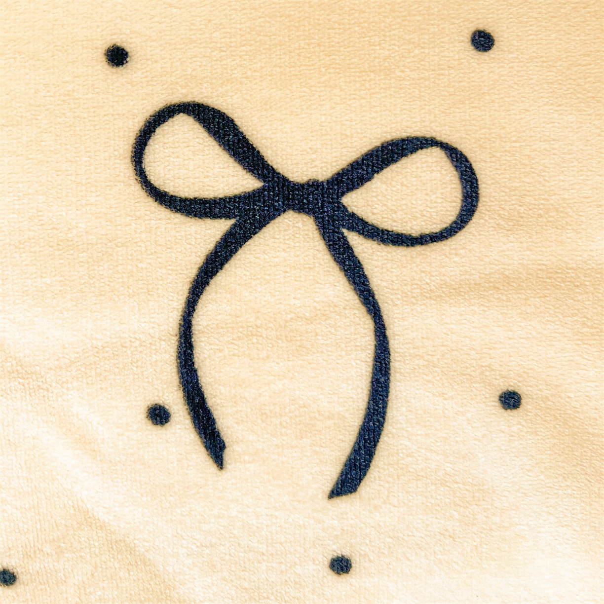 91家纺网 家纺一手货源 找家纺 名兮 2025新款秋冬高克重牛奶绒羊羔绒多功能盖毯 毛毯-小确幸