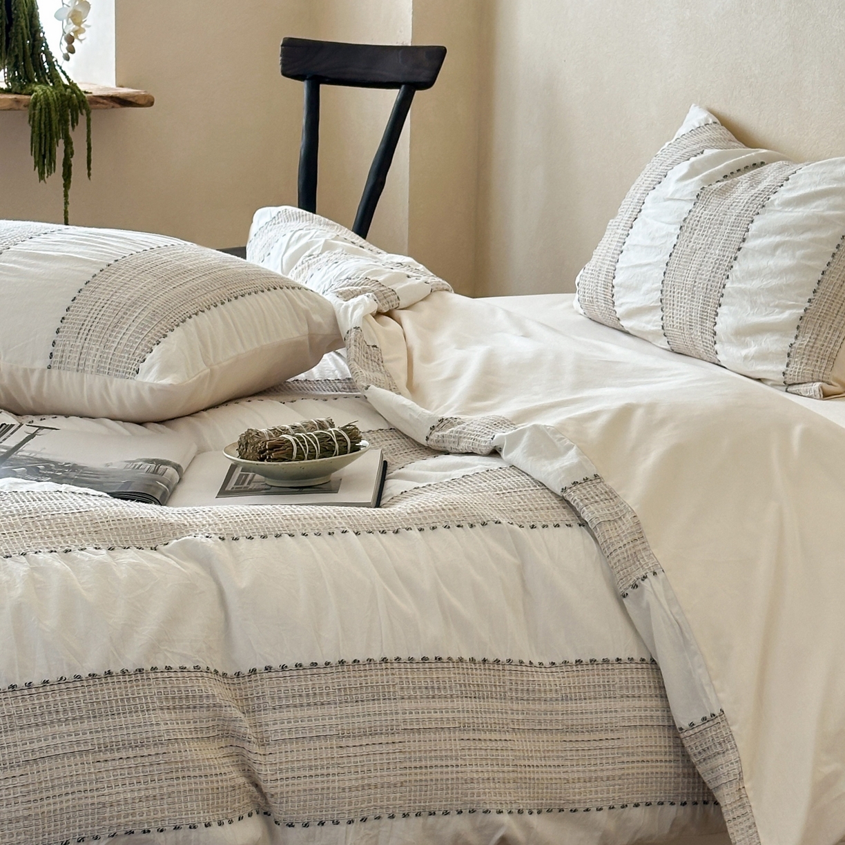 91家纺网 家纺一手货源 找家纺 云上 2025新款法式全棉纯棉串绳华夫格四件套 串绳-米白