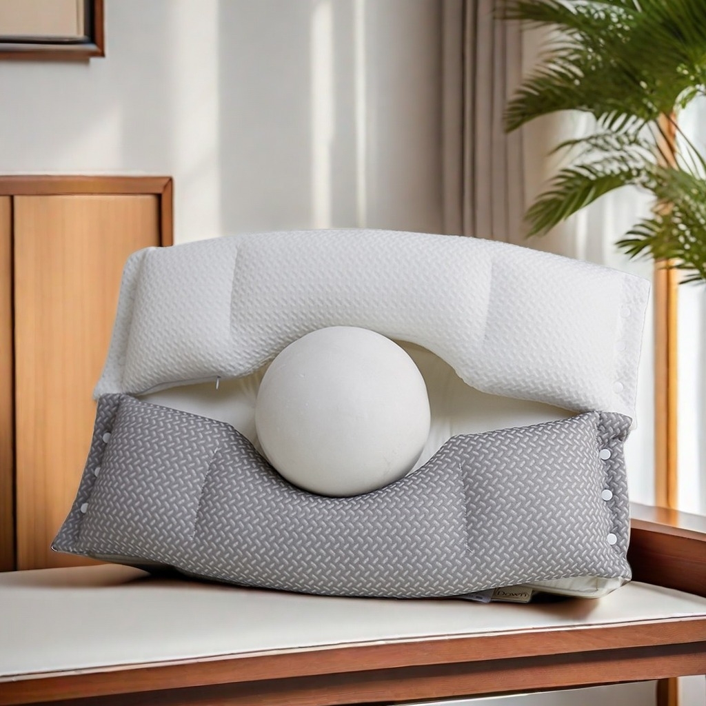 91家纺网 家纺一手货源 找家纺 （总）锦鲤枕芯 2025新款护颈椎枕头三合一分区牵引护颈枕芯