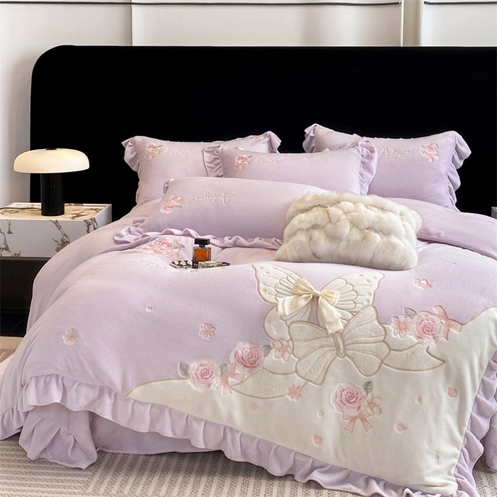 91家纺网 家纺一手货源 找家纺 （总）绒棉世家 2025秋冬新款A类牛奶绒宝宝绒刺绣韩版系列-浪漫蝴蝶结