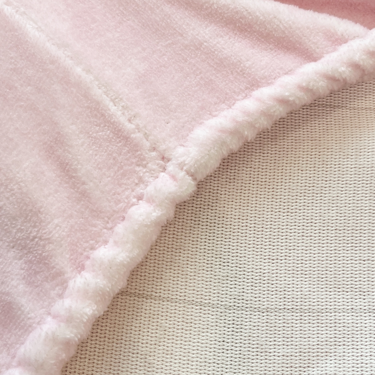 91家纺网 家纺一手货源 找家纺 金爱家 2025新款大版三丽鸥高克重牛奶绒保暖床笠 绒单品-公主美乐蒂