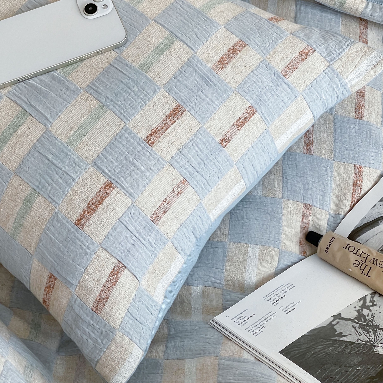 91家纺网 家纺一手货源 找家纺 云上 2025新款三层纱全棉纯棉色织大提花曲奇格子四件套 曲奇蓝格