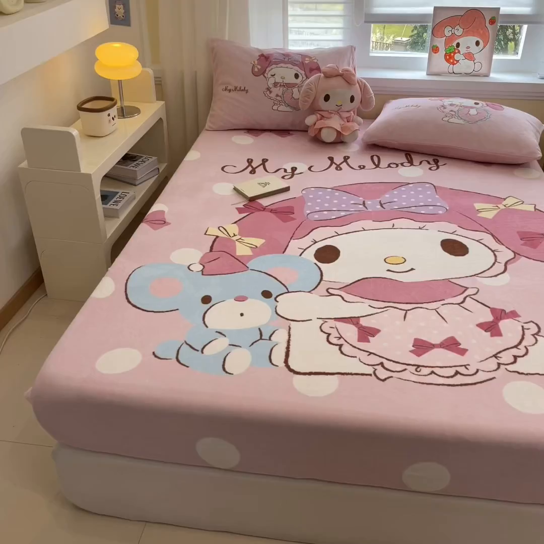 91家纺网 家纺一手货源 找家纺 金爱家 2025新款大版三丽鸥高克重牛奶绒保暖床笠 绒单品-公主美乐蒂