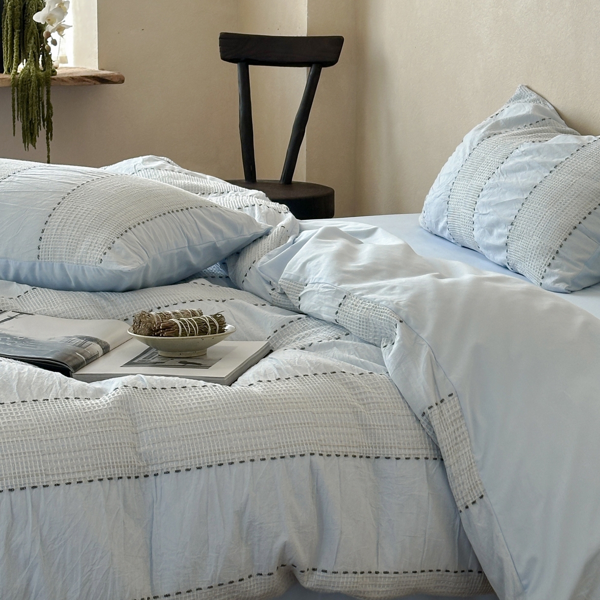 91家纺网 家纺一手货源 找家纺 云上 2025新款法式全棉纯棉串绳华夫格四件套 串绳-浅蓝