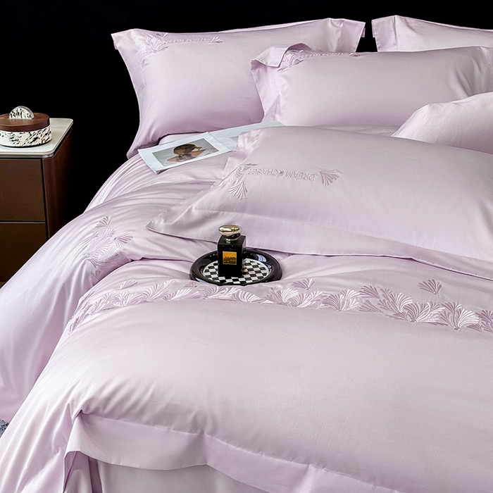 91家纺网 家纺一手货源 找家纺 星蕴家纺 2025新款贡缎长绒棉纯色四件套-多米 多米-优雅紫