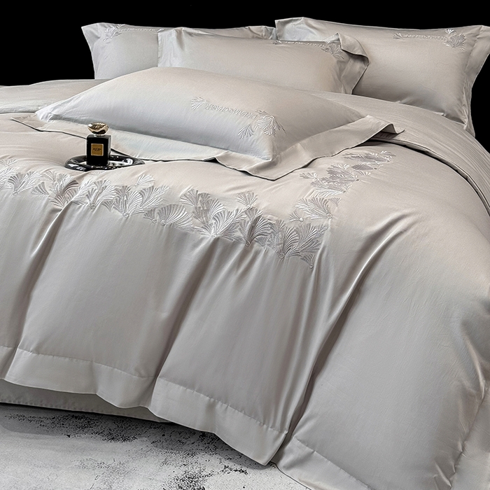 91家纺网 家纺一手货源 找家纺 星蕴家纺 2025新款贡缎长绒棉纯色四件套-多米 多米-山灰色