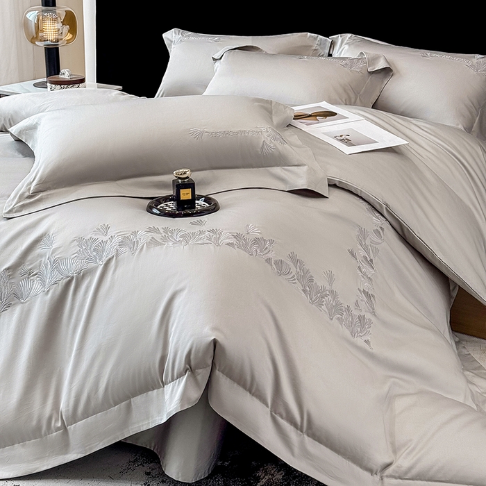 91家纺网 家纺一手货源 找家纺 星蕴家纺 2025新款贡缎长绒棉纯色四件套-多米 多米-山灰色