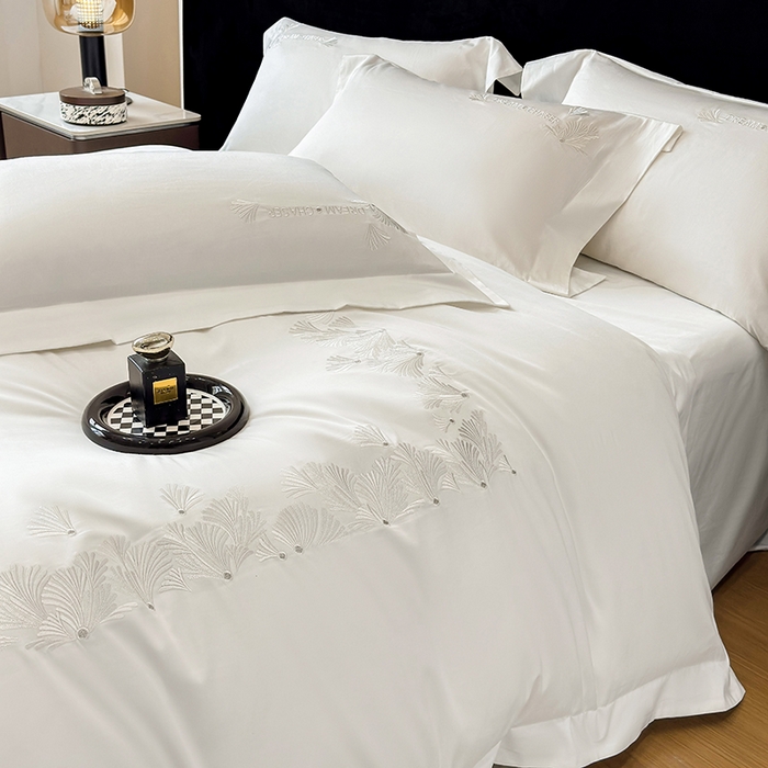 91家纺网 家纺一手货源 找家纺 星蕴家纺 2025新款贡缎长绒棉纯色四件套-多米 多米-珍珠白