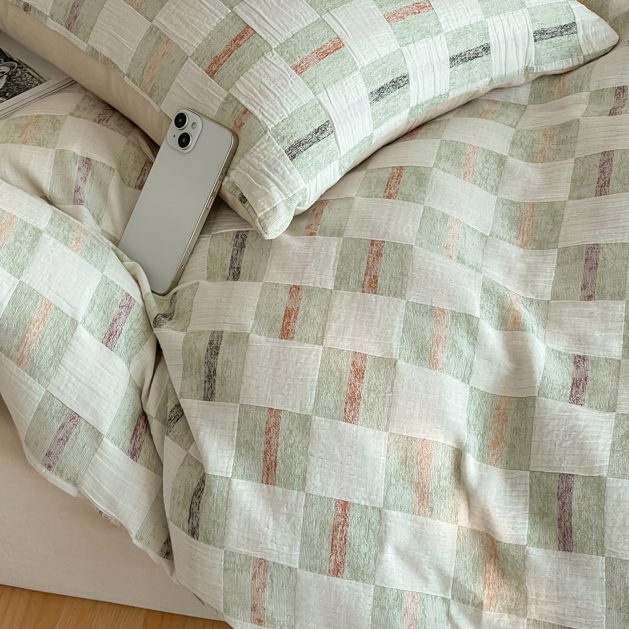 91家纺网 家纺一手货源 找家纺 云上 2025新款三层纱全棉纯棉色织大提花曲奇格子四件套 曲奇绿格