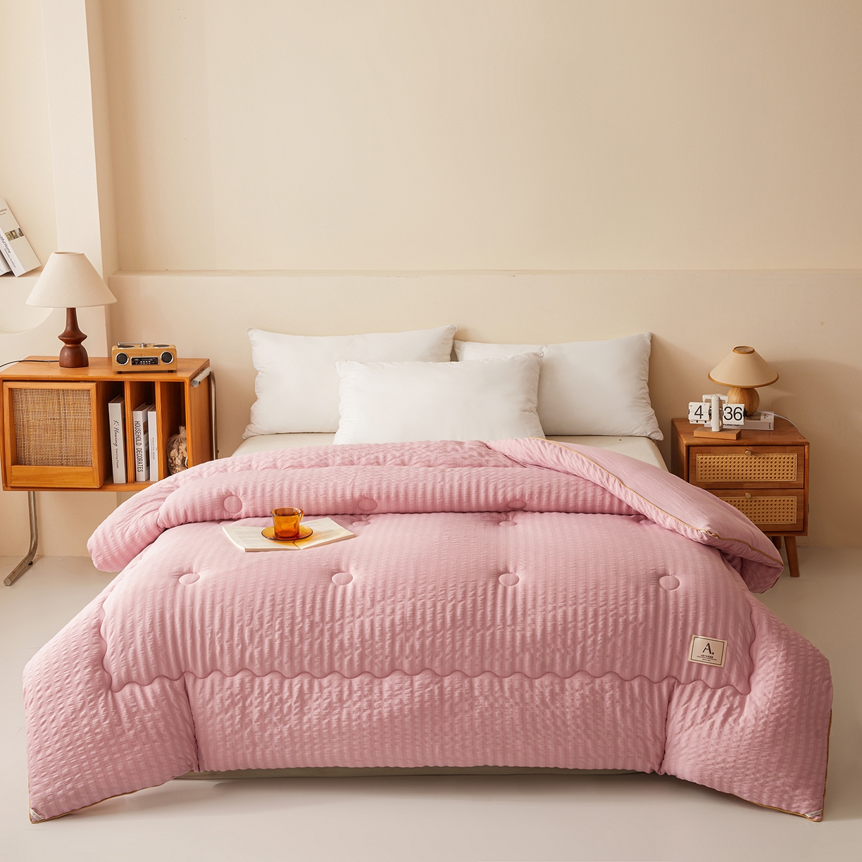 91家纺网 家纺一手货源 找家纺 合纵跨境工厂 2025秋冬新款7A抗菌A类大豆被子被芯跨境外贸一件代发亚马逊希音包过核价-双喷提花泡泡棉大豆被 柔和粉