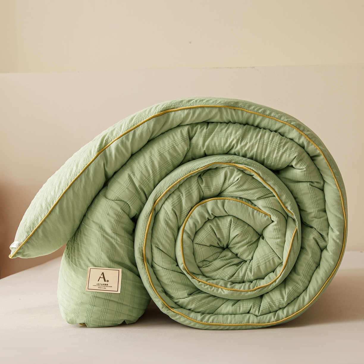 91家纺网 家纺一手货源 找家纺 合纵跨境工厂 2025秋冬新款7A抗菌A类大豆被子被芯跨境外贸一件代发亚马逊希音包过核价-双喷提花泡泡棉大豆被 仙踪绿