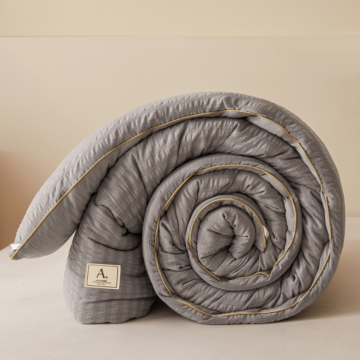 91家纺网 家纺一手货源 找家纺 （总）合纵跨境工厂 2025秋冬新款7A抗菌A类大豆被子被芯跨境外贸一件代发亚马逊希音包过核价-双喷提花泡泡棉大豆被