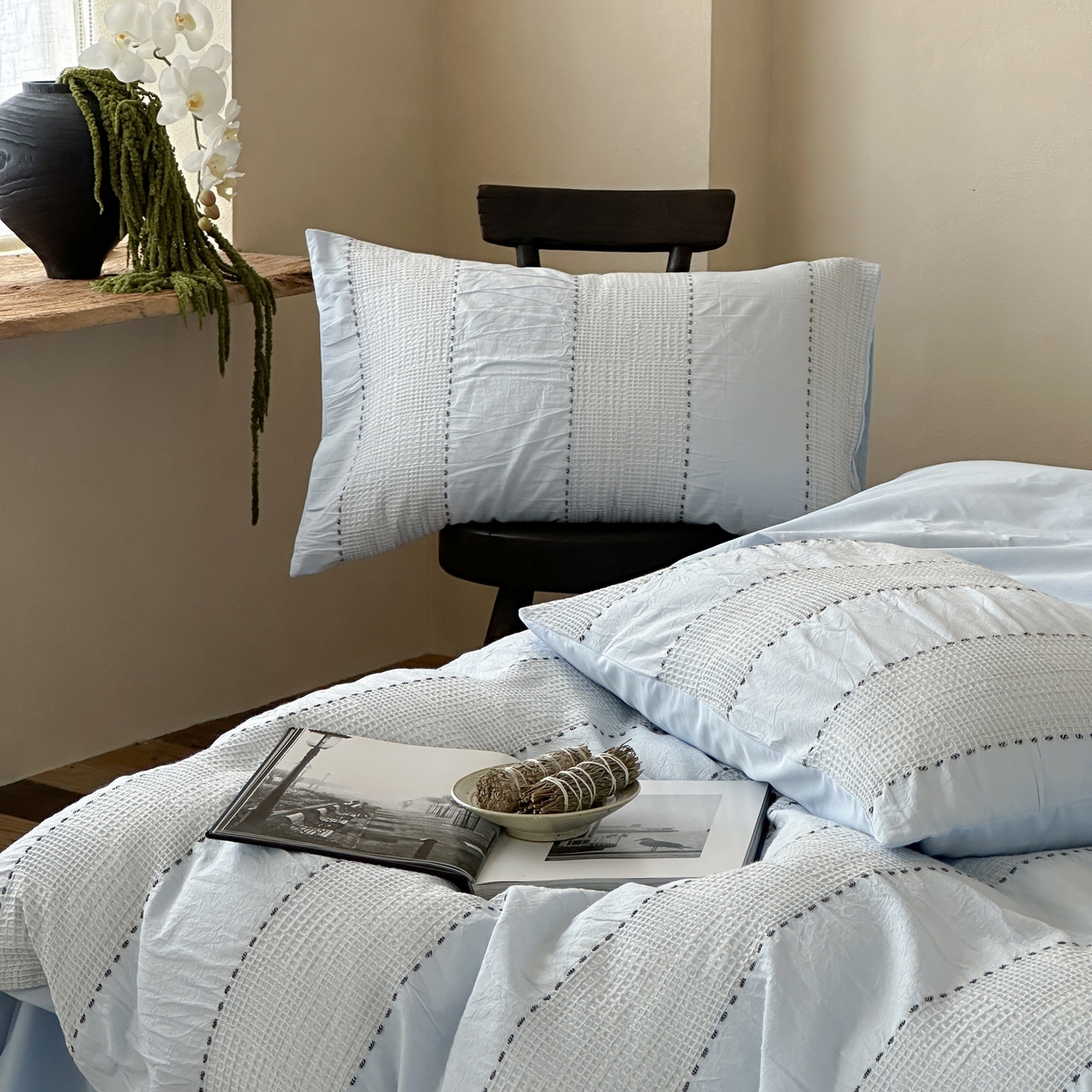 91家纺网 家纺一手货源 找家纺 云上 2025新款法式全棉纯棉串绳华夫格四件套 串绳-浅蓝