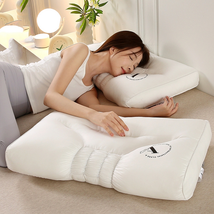 91家纺网 家纺一手货源 找家纺 （总）锦鲤枕芯 2025新款褶皱酒店枕芯护颈枕头48*74cm