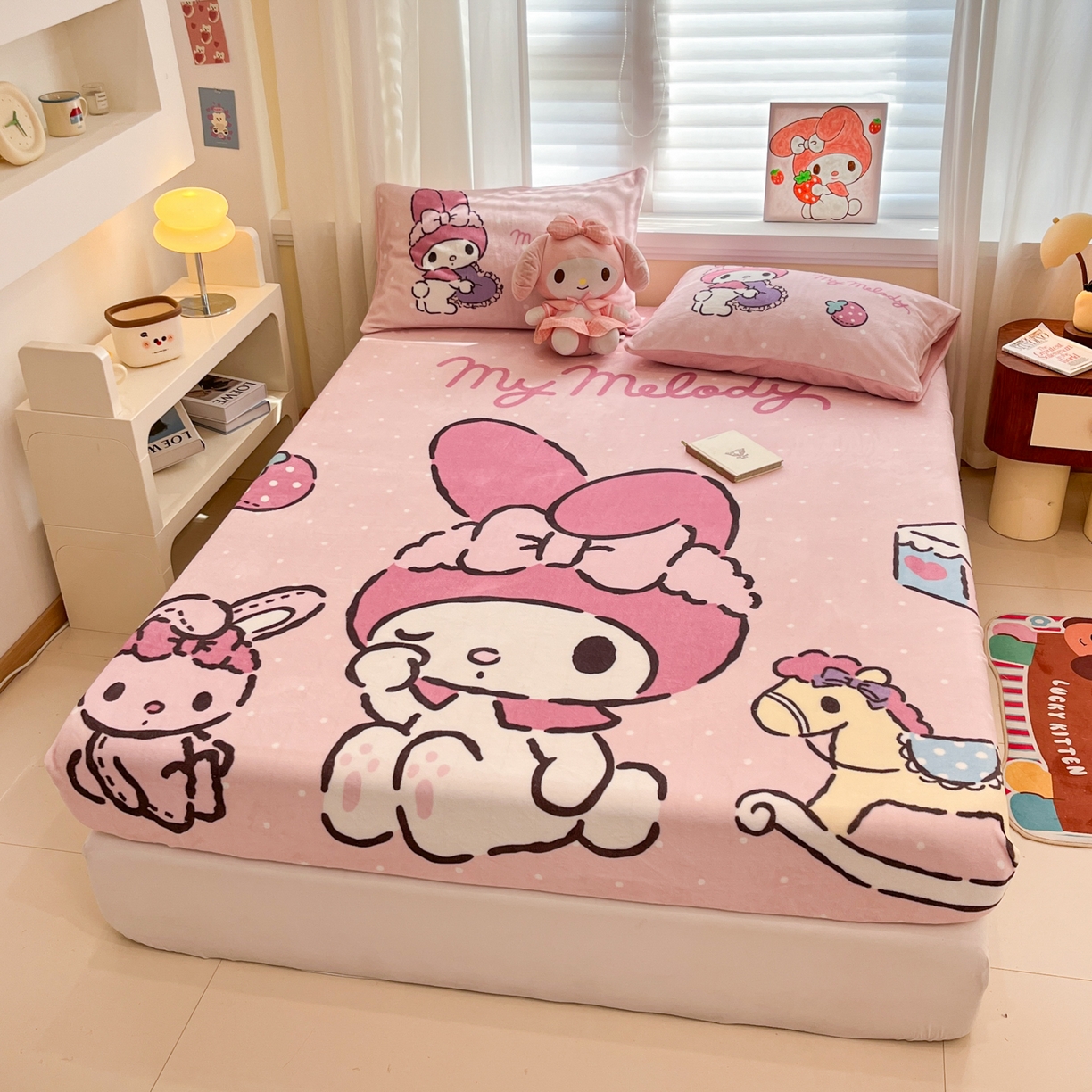 91家纺网 家纺一手货源 找家纺 金爱家 2025新款大版三丽鸥高克重牛奶绒保暖床笠 绒单品-木马美乐蒂