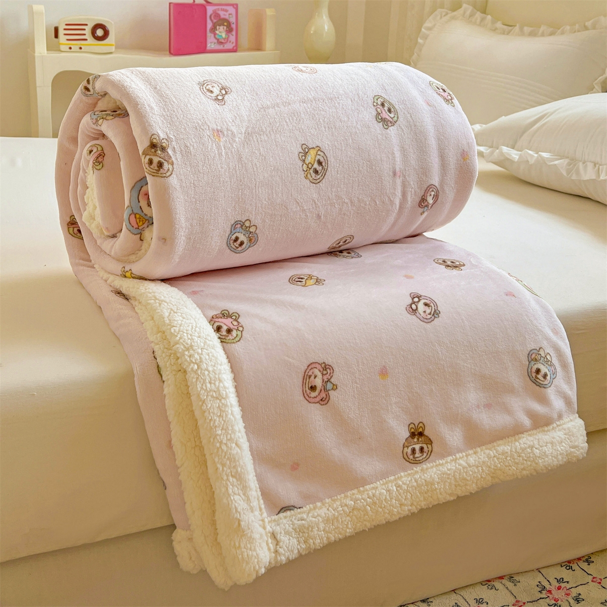 91家纺网 家纺一手货源 找家纺 （总）名兮 2025新款秋冬高克重牛奶绒羊羔绒多功能盖毯