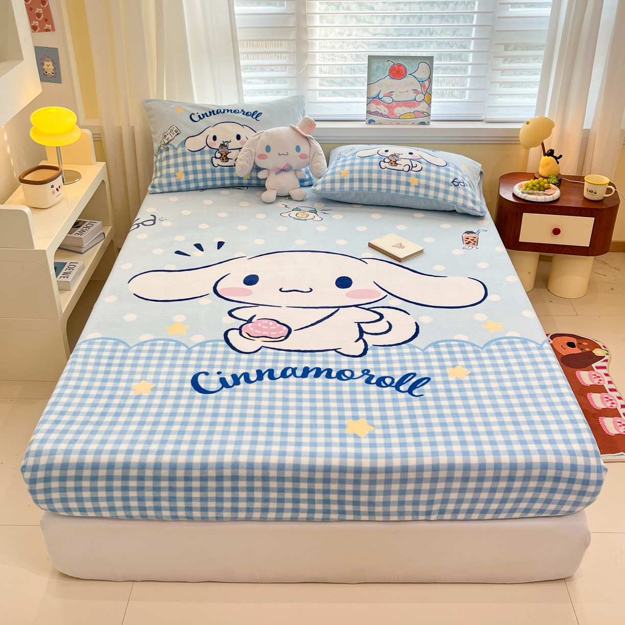 91家纺网 家纺一手货源 找家纺 金爱家 2025新款大版三丽鸥高克重牛奶绒保暖床笠 绒单品-奶芙玉桂狗