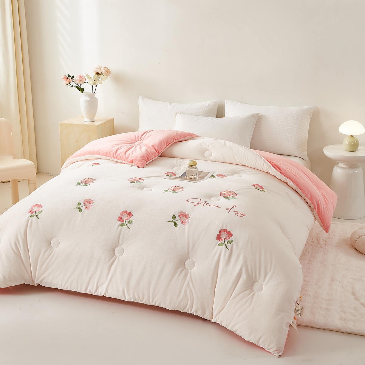 91家纺网 家纺一手货源 找家纺 合纵跨境工厂 2025秋冬新款恒温大豆被子被芯跨境外贸一件代发亚马逊希音包过核价-刺绣零压绒恒温大豆被 花朵