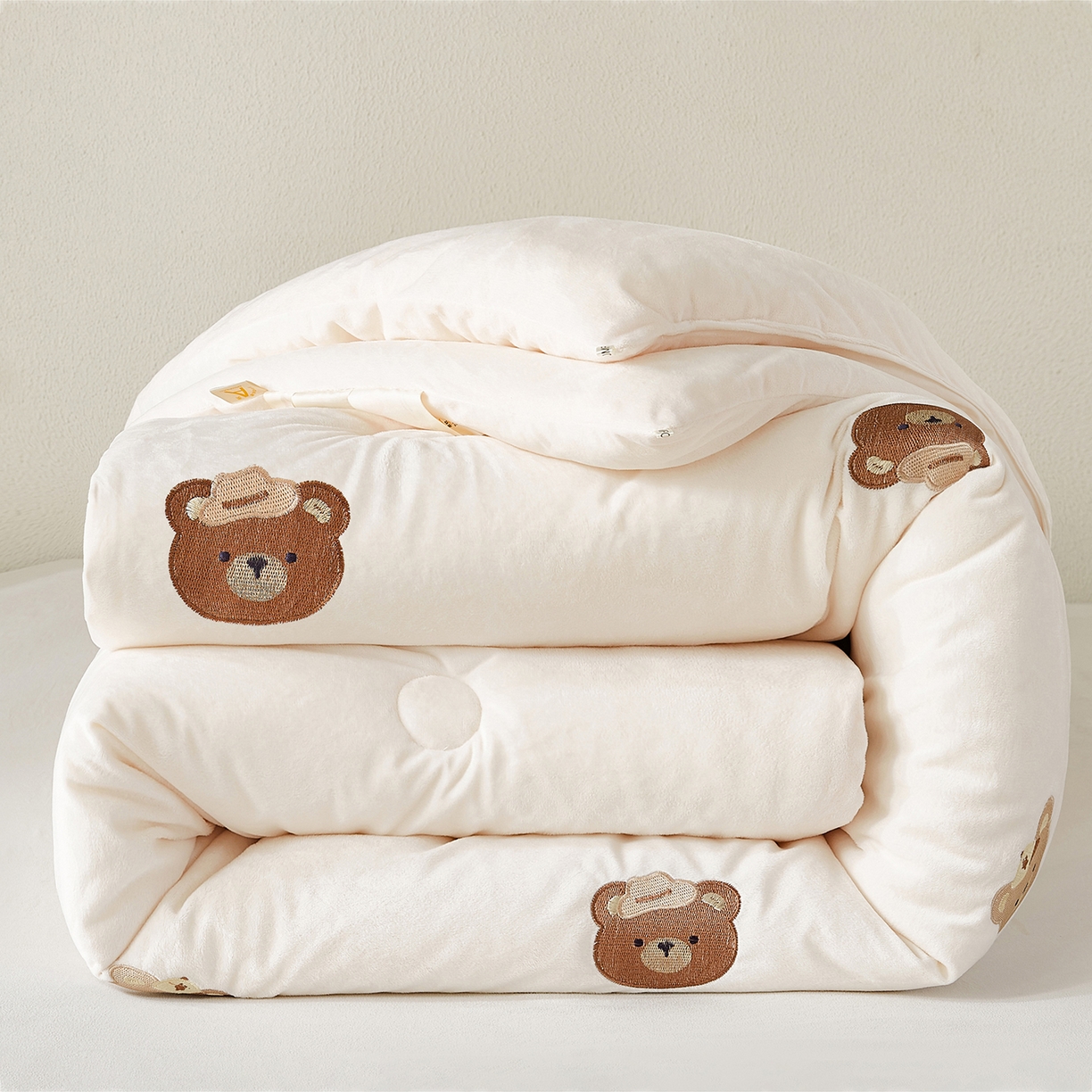 91家纺网 家纺一手货源 找家纺 合纵跨境工厂 2025秋冬新款恒温大豆被子被芯跨境外贸一件代发亚马逊希音包过核价-刺绣零压绒恒温大豆被 小熊