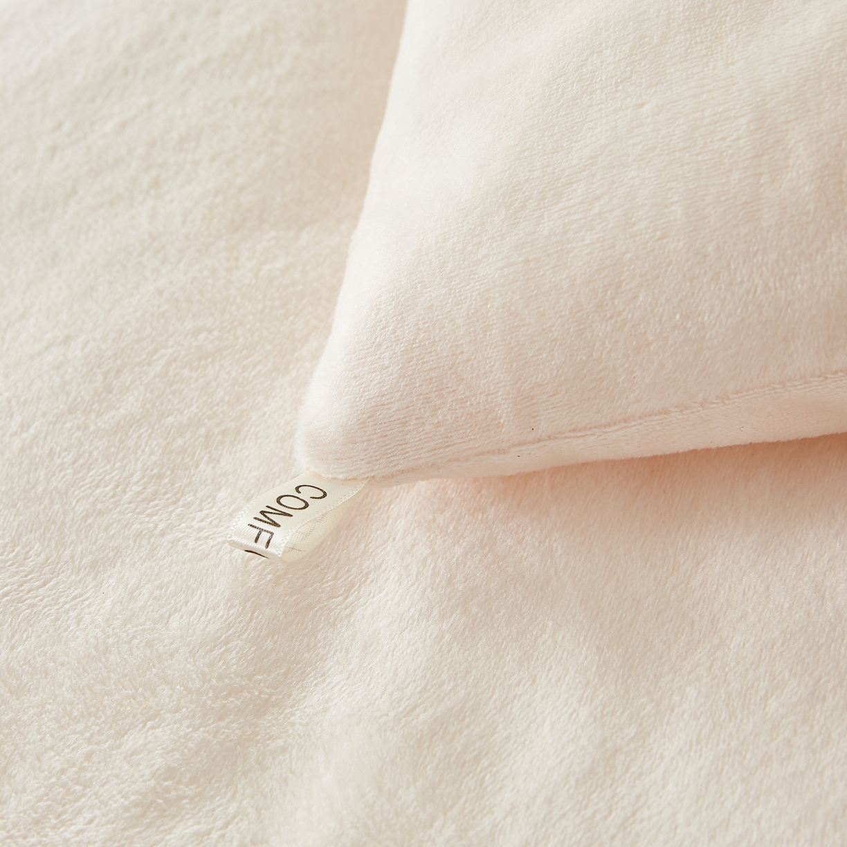 91家纺网 家纺一手货源 找家纺 合纵跨境工厂 2025秋冬新款恒温大豆被子被芯跨境外贸一件代发亚马逊希音包过核价-刺绣零压绒恒温大豆被 南瓜