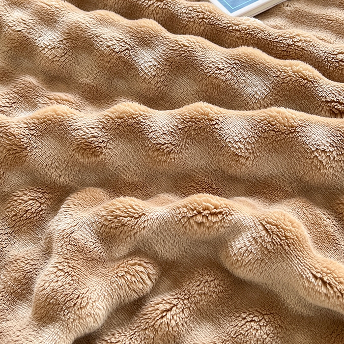 91家纺网 家纺一手货源 找家纺 栩裕纺织 2025新款简约仿兔毛泡泡绒毛毯系列-包边款 咖色