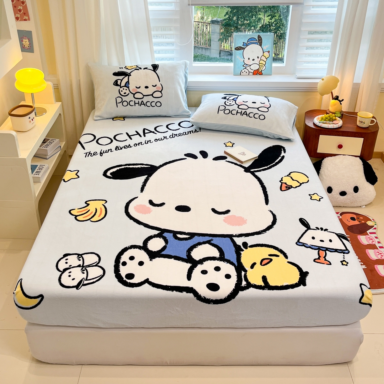 91家纺网 家纺一手货源 找家纺 金爱家 2025新款大版三丽鸥高克重牛奶绒保暖床笠 绒单品-香蕉怕洽狗