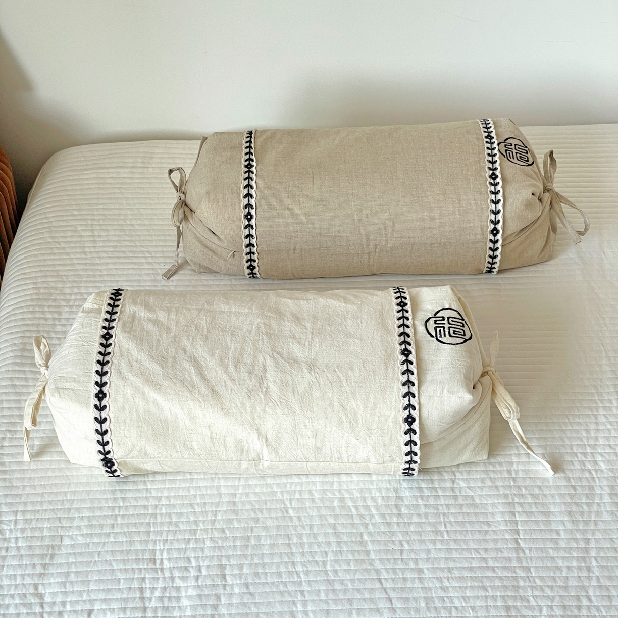 91家纺网 家纺一手货源 找家纺 （总）亦帆枕芯 2025新款刺绣棉麻可调节高低两用荞麦枕头枕芯可拆洗枕芯加枕套