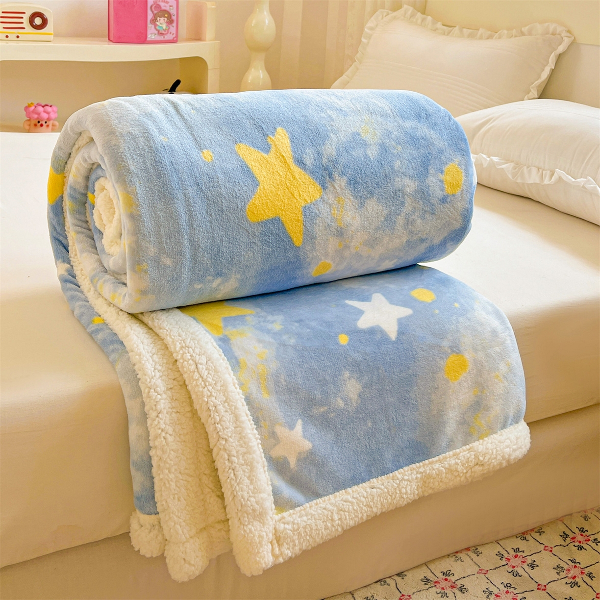 91家纺网 家纺一手货源 找家纺 名兮 2025新款秋冬高克重牛奶绒羊羔绒多功能盖毯 毛毯-满天星