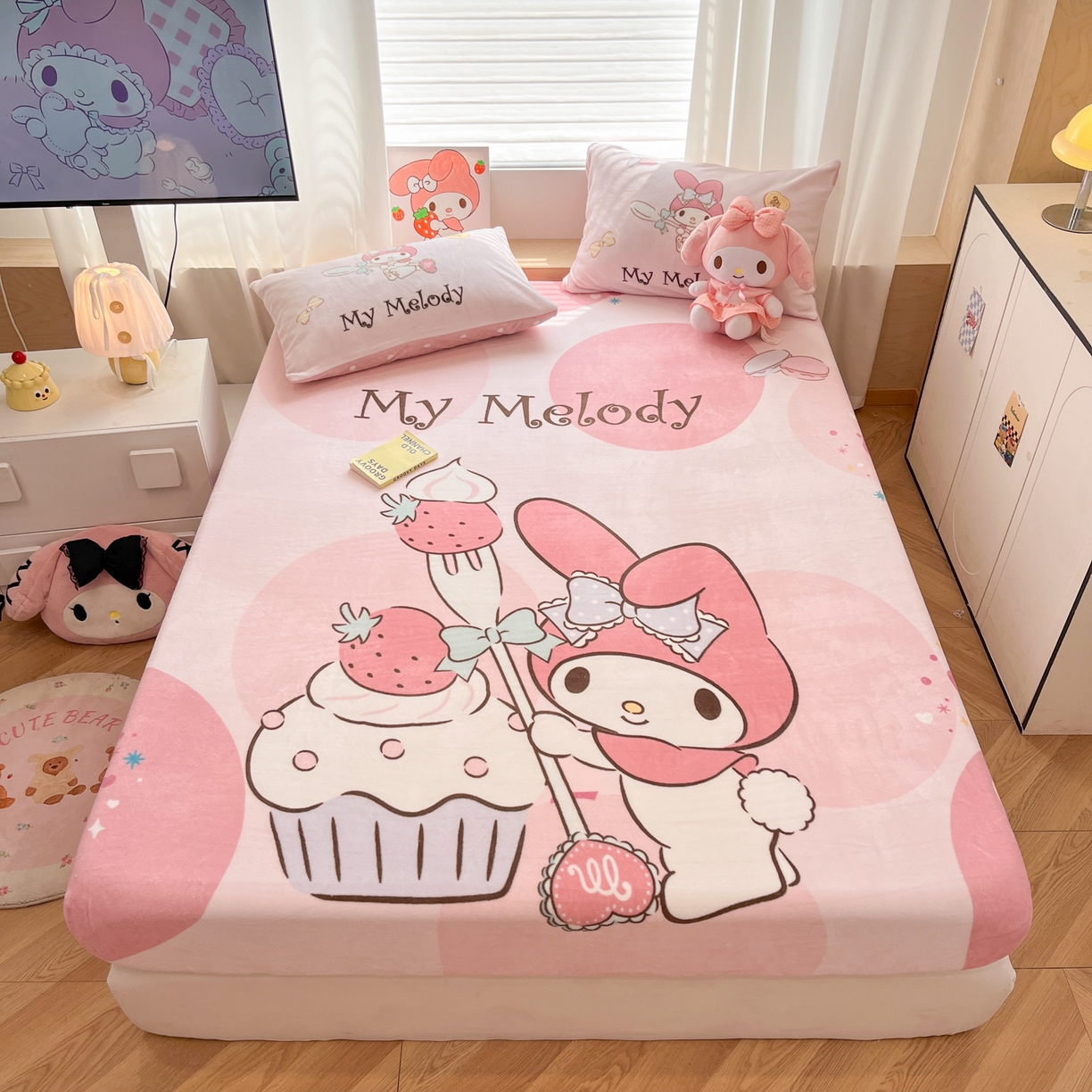 91家纺网 家纺一手货源 找家纺 （总）暮思家居 2025新款正版授权三丽鸥大版牛奶绒数码印花单品床笠单件床笠(带标价格）