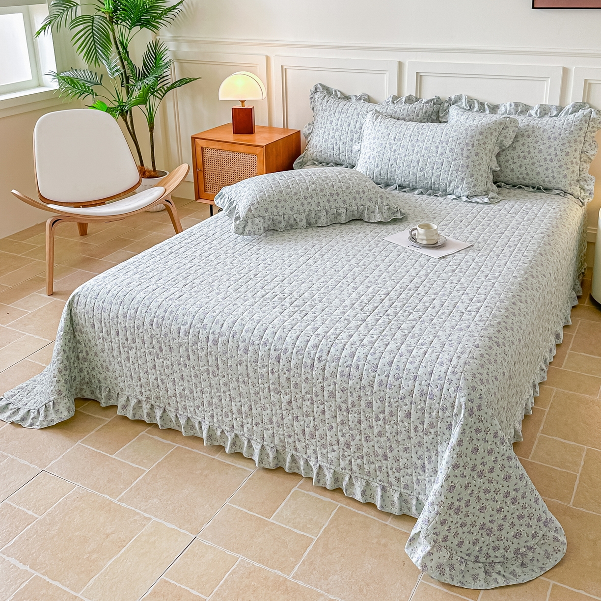 91家纺网 家纺一手货源 找家纺 （总）益利多 2025新款仿棉水洗棉夹棉床盖木耳边花边床单碎花