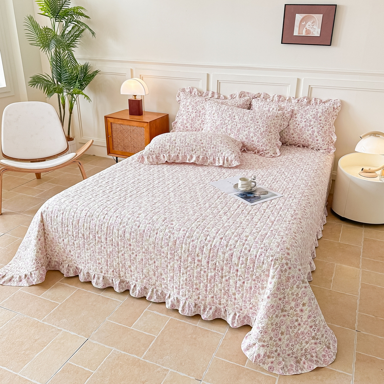 91家纺网 家纺一手货源 找家纺 （总）益利多 2025新款仿棉水洗棉夹棉床盖木耳边花边床单碎花