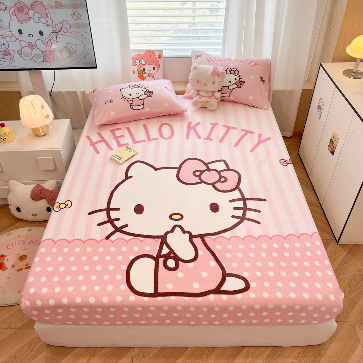 91家纺网 家纺一手货源 找家纺 （总）暮思家居 2025新款正版授权三丽鸥大版牛奶绒数码印花单品床笠单件床笠(带标价格）