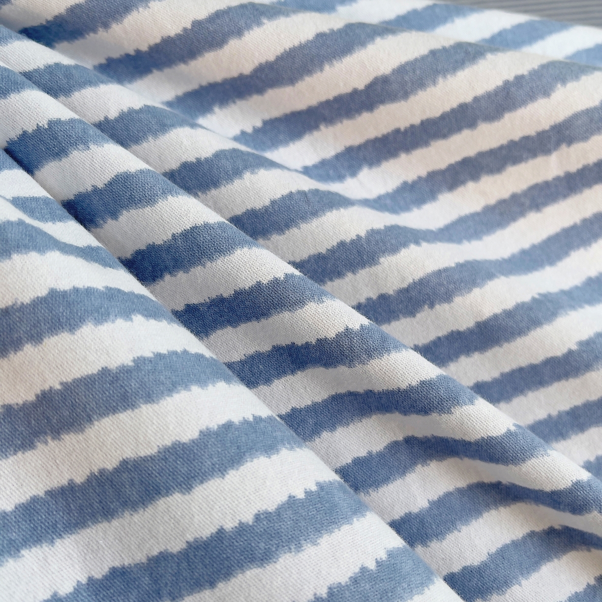 91家纺网 家纺一手货源 找家纺 炫拼家纺 2025新款全棉磨毛卡通毛巾绣加厚纯棉四件套-可梦系列 可梦-腊肠狗米多