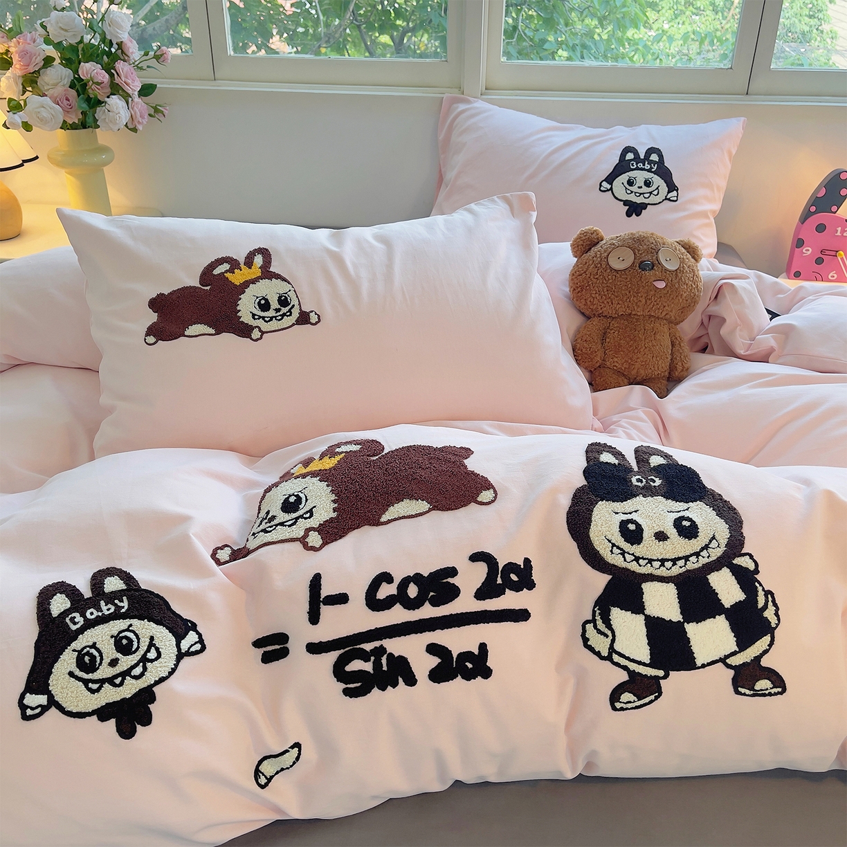 91家纺网 家纺一手货源 找家纺 （总）炫拼家纺 2025新款全棉磨毛卡通毛巾绣加厚纯棉四件套-可梦系列