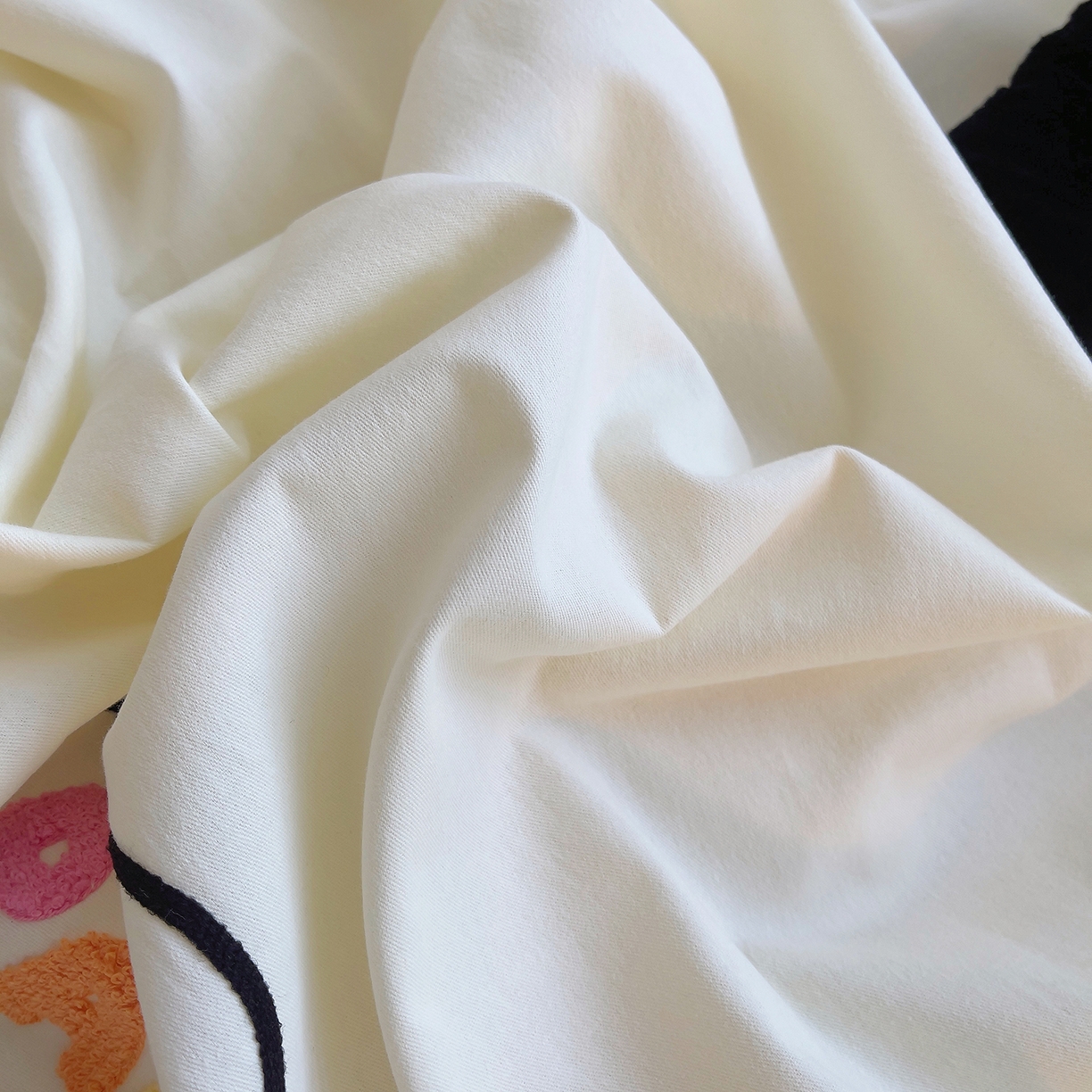 91家纺网 家纺一手货源 找家纺 （总）炫拼家纺 2025新款全棉磨毛卡通毛巾绣加厚纯棉四件套-可梦系列