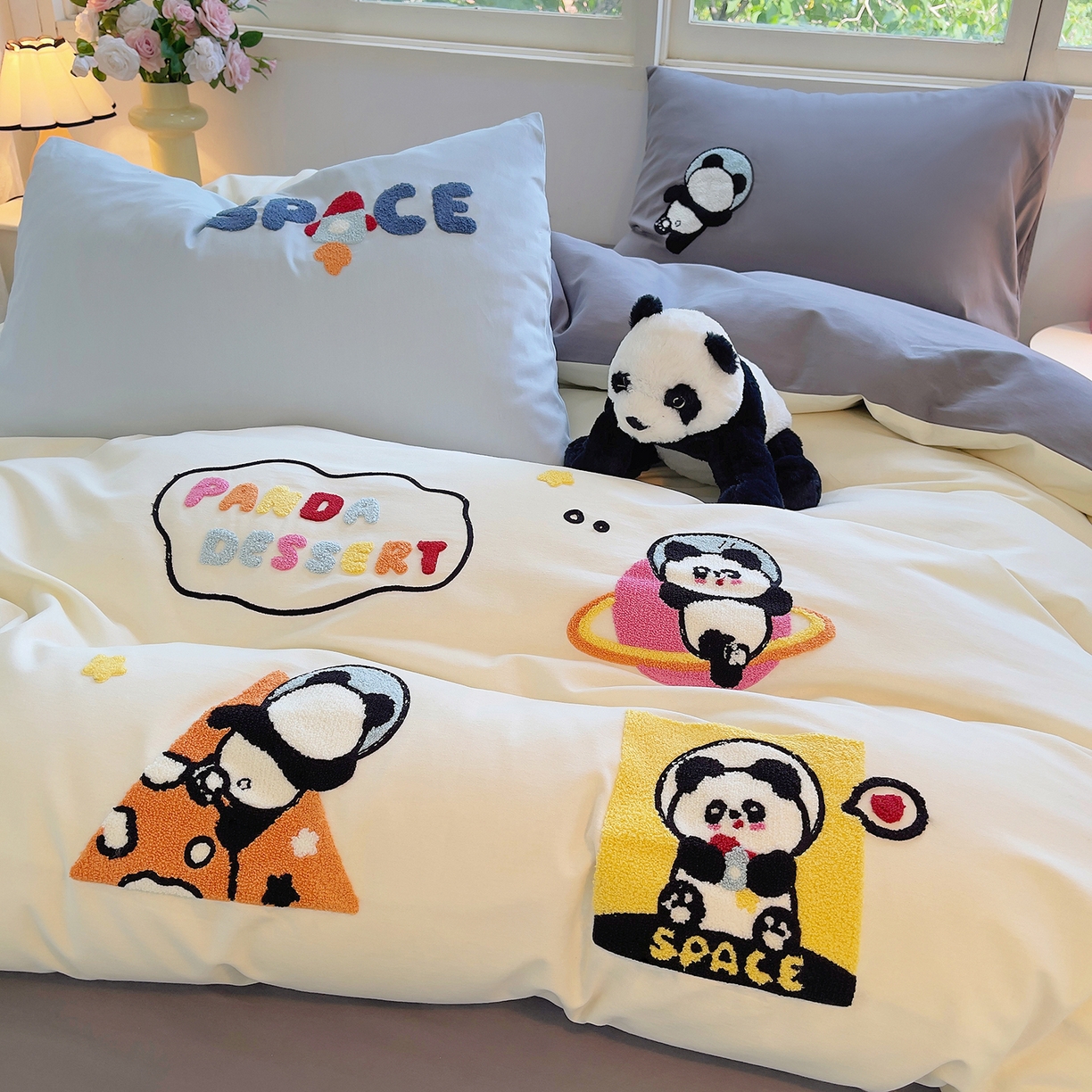 91家纺网 家纺一手货源 找家纺 （总）炫拼家纺 2025新款全棉磨毛卡通毛巾绣加厚纯棉四件套-可梦系列