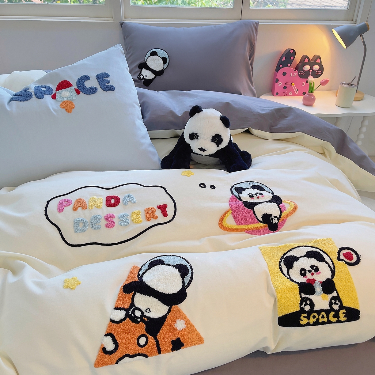 91家纺网 家纺一手货源 找家纺 （总）炫拼家纺 2025新款全棉磨毛卡通毛巾绣加厚纯棉四件套-可梦系列