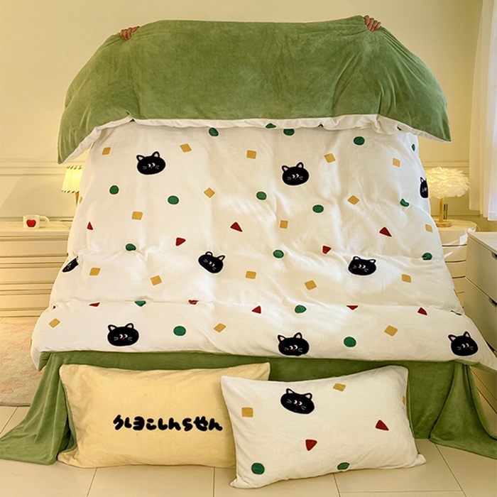 91家纺网 家纺一手货源 找家纺 如一 2025新款A类高克重印花牛奶绒四件套 色彩猫