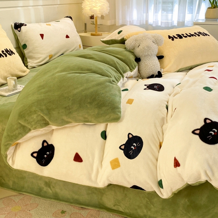 91家纺网 家纺一手货源 找家纺 如一 2025新款A类高克重印花牛奶绒四件套 色彩猫