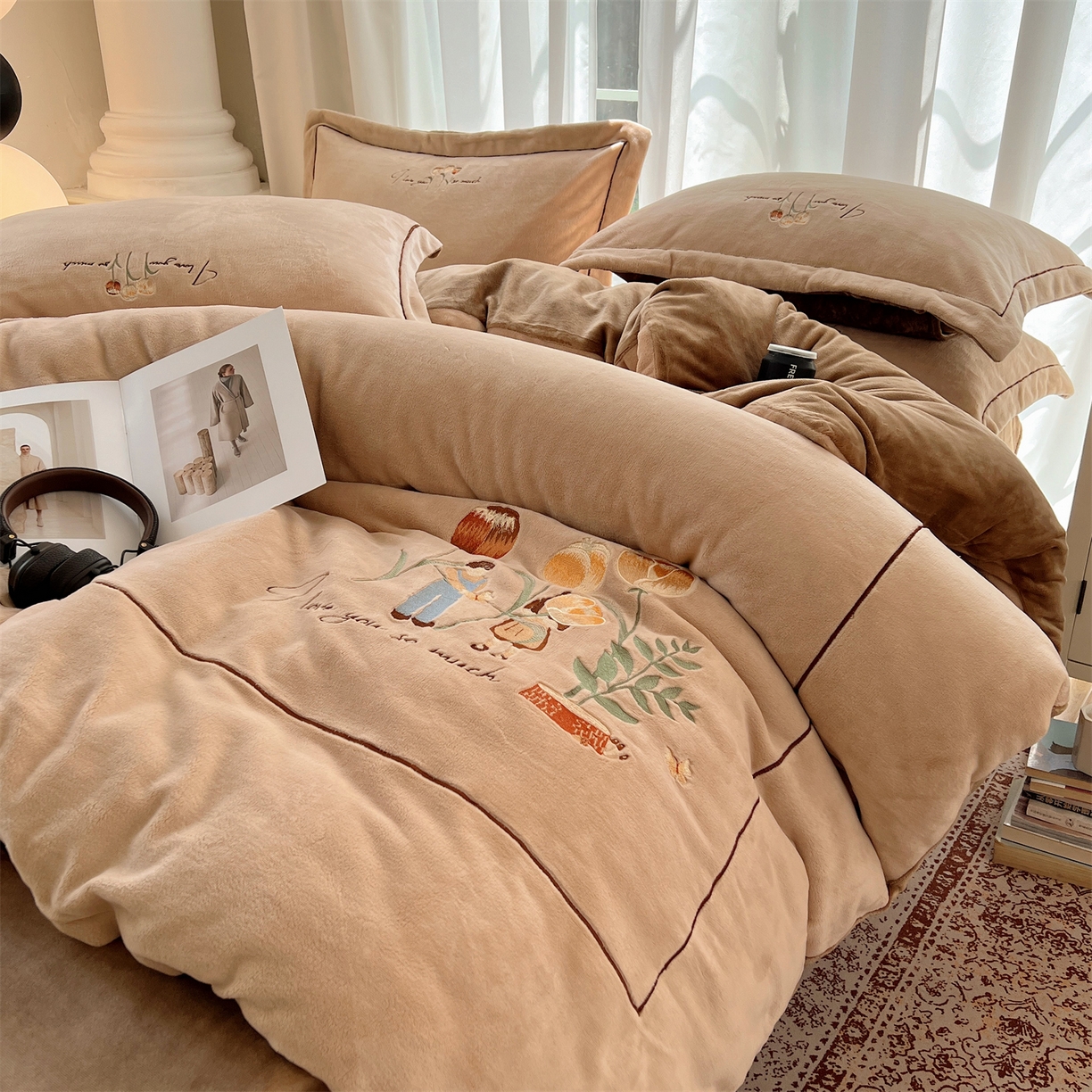 91家纺网 家纺一手货源 找家纺 （总）丽涵家纺 2025新款全工艺消光锦芙绒绣花四件套