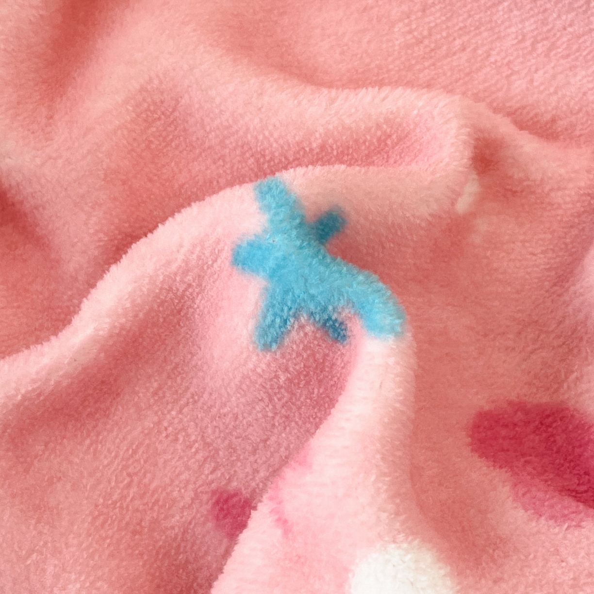 91家纺网 家纺一手货源 找家纺 暮思家居 2025新款正版授权三丽鸥大版牛奶绒数码印花单品床笠单件床笠(带标价格） 绒A版-蛋糕美乐蒂