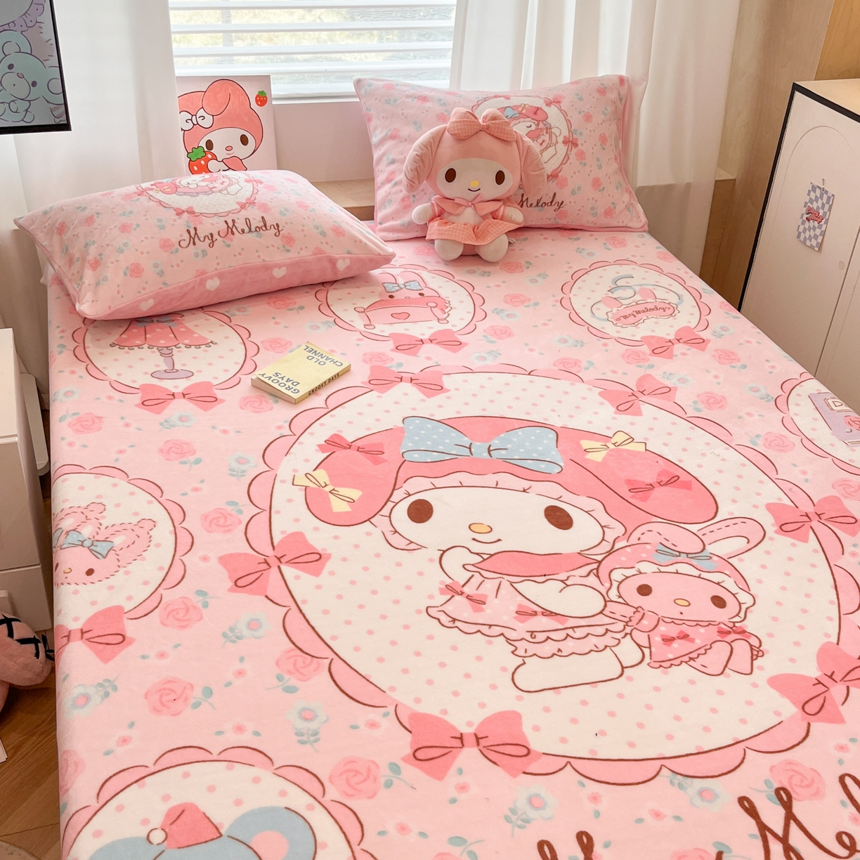 91家纺网 家纺一手货源 找家纺 暮思家居 2025新款正版授权三丽鸥大版牛奶绒数码印花单品床笠单件床笠(带标价格） 绒A版-花园美乐蒂