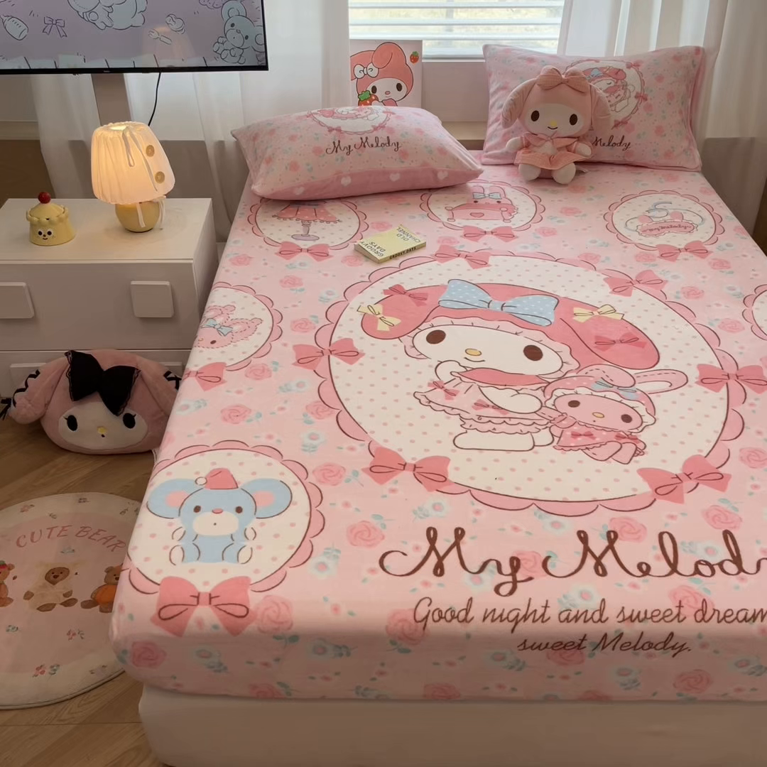 91家纺网 家纺一手货源 找家纺 暮思家居 2025新款正版授权三丽鸥大版牛奶绒数码印花单品床笠单件床笠(带标价格） 绒A版-花园美乐蒂