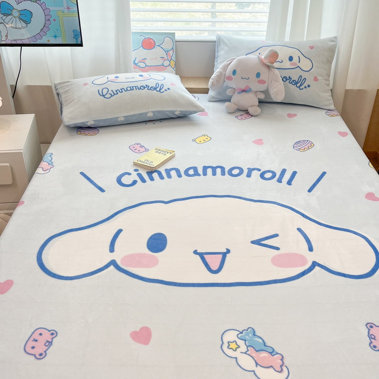 91家纺网 家纺一手货源 找家纺 暮思家居 2025新款正版授权三丽鸥大版牛奶绒数码印花单品床笠单件床笠(带标价格） 绒A版-开心玉桂狗