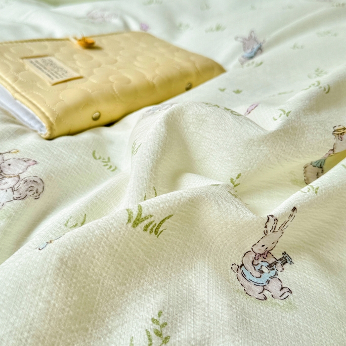 91家纺网 家纺一手货源 找家纺 鑫贝阳 2025新款A类亲肤邹邹纱冬被被子被芯 音乐家