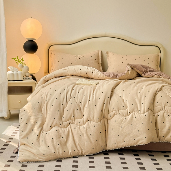 91家纺网 家纺一手货源 找家纺 鑫贝阳 2025新款A类亲肤邹邹纱冬被被子被芯 心动波点